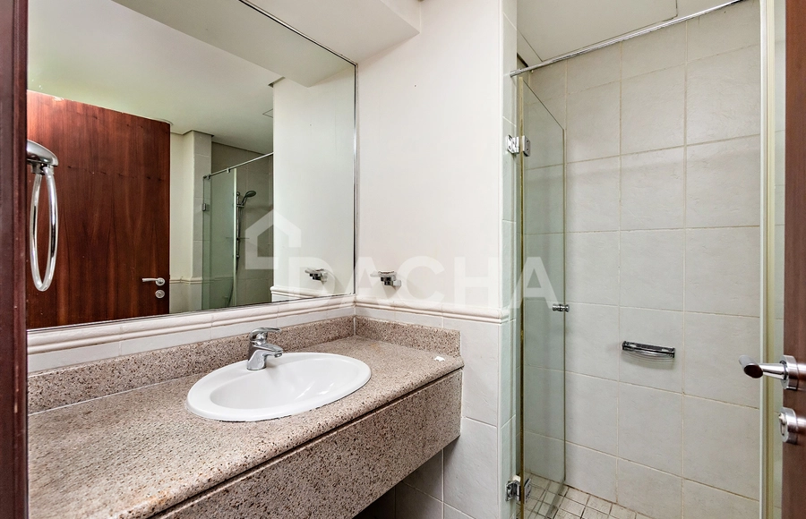 4 bedroom villa for sale - Dacha - undefined