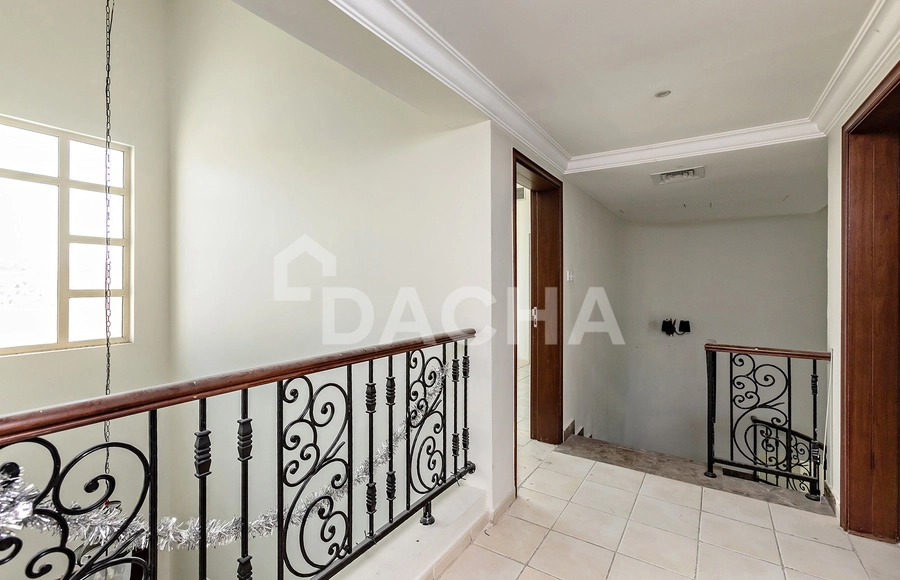 4 bedroom villa for sale - Dacha - undefined