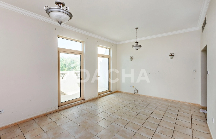 4 bedroom villa for sale - Dacha - undefined